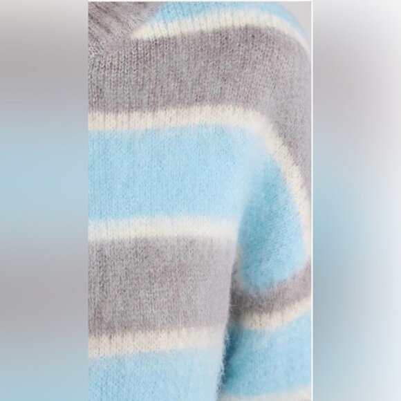 Little Lies Striped Blue and Gray Womens Sweater size M L - Picture 4 of 4